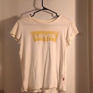 3/$20 Levi's white T-shirt